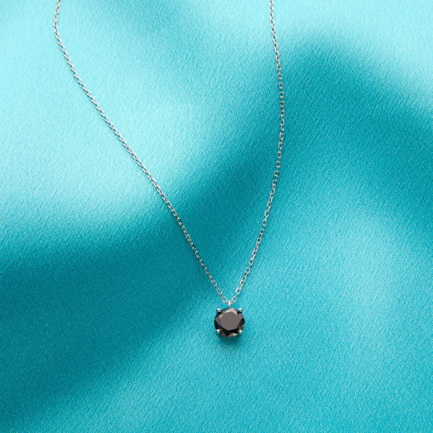 Black Brilliant Round Necklace - A Wardrobe Staple